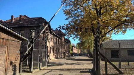 Auschwitz & Birkenau Tour