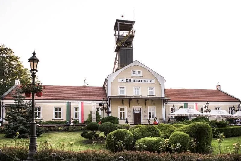 wieliczka-salt-mine-1
