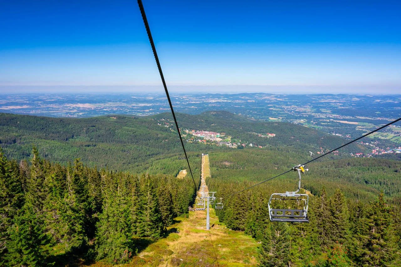 Ski lift to Mount Kopa