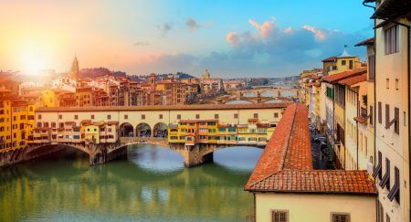 Bridge of Ponte Vecchio on the river Arno – Florence, Italy