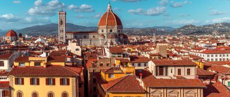 View of old town of Florence with Dome of Florence Duomo or Basilica di Santa Maria del Fiore cathedral, Tuscany, Italy.