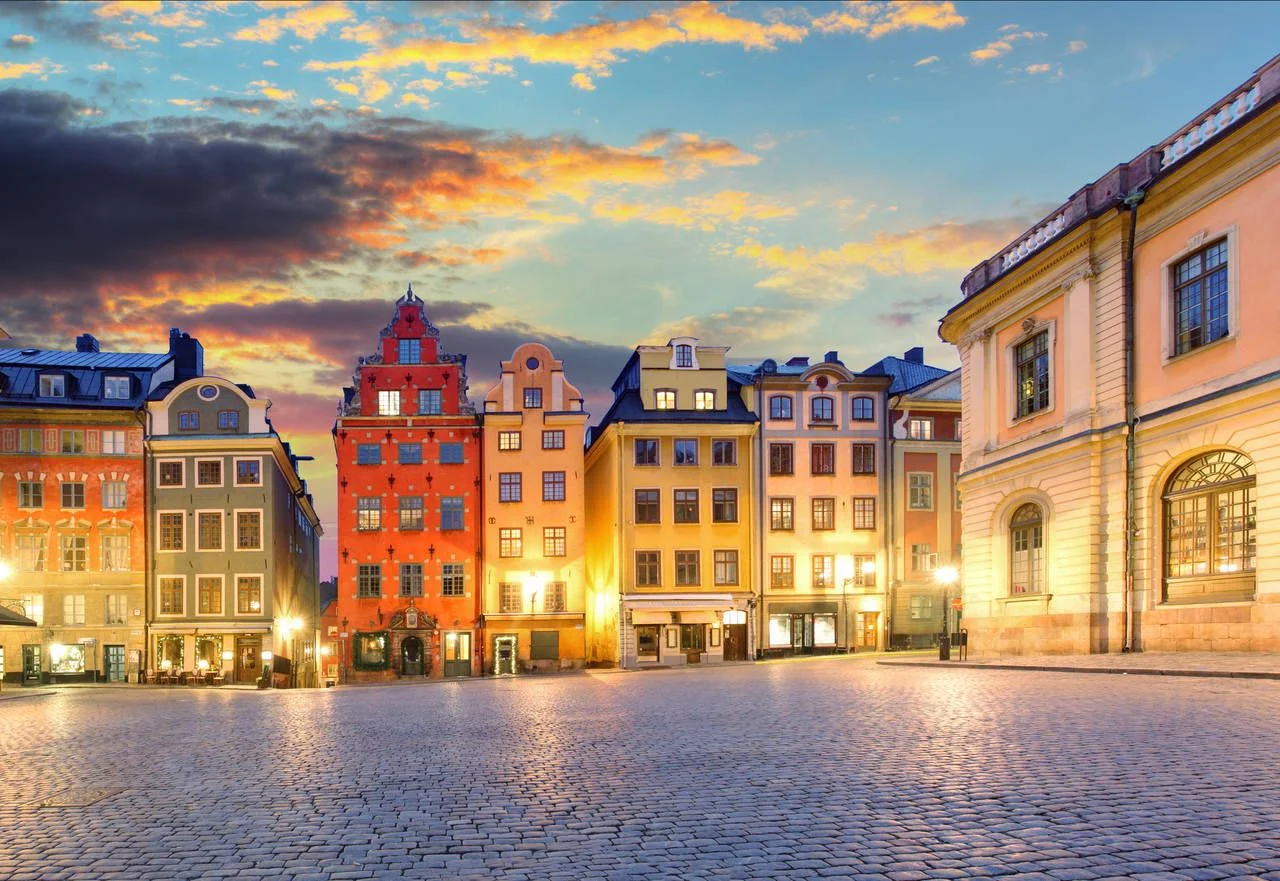 Picturesque summer night – Big Square (Stortorget) in the Old Town (Gamla Stan) in Stockholm, Sweden