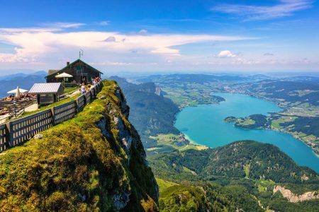 Schafberges aufgenommen, Mountain landscape in Salzkammergut, Upper Austria. View from Schafberg peak to Mondsee, Austria. Himmelspforte Schafberg in Austria, between Mondsee and Wolfgangsee lakes.