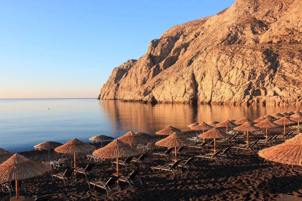 Kamari beach – Santorini