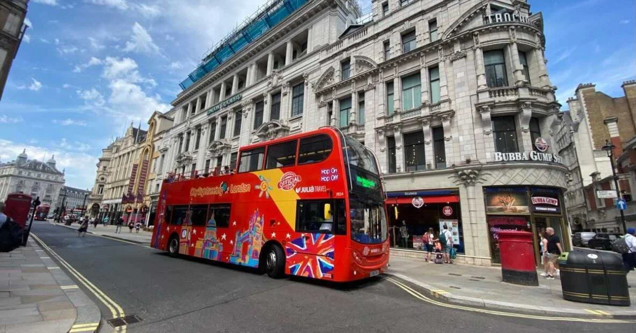 bus-london-horizontal_Easy-Resize.com