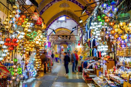 lampy na sprzedaż na Krytym Bazarze w Stambule, Turcja istanbul