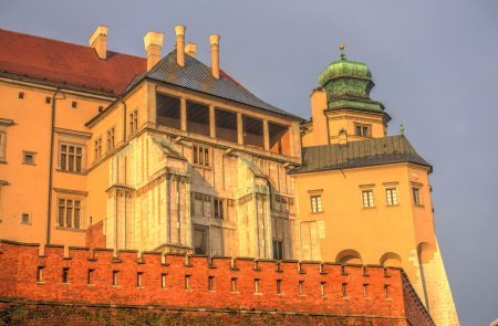 sukiennice-main-square-krakow-things-to-do
