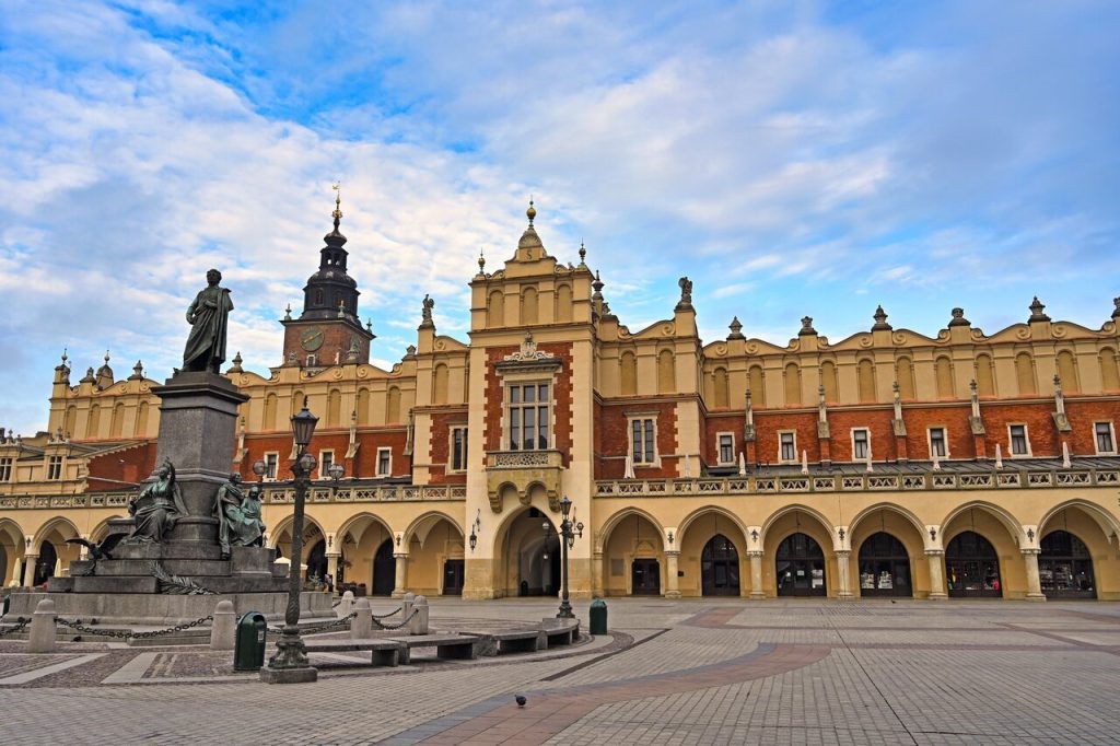 Sukiennice & Main Square in Krakow, near the train station Krakow Glowny